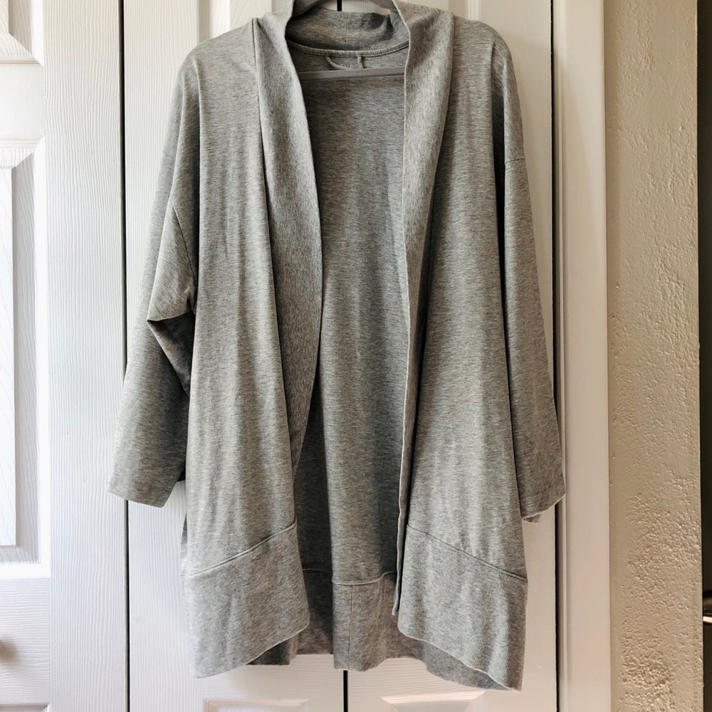 GAP soft grey cardigan with pockets NWT